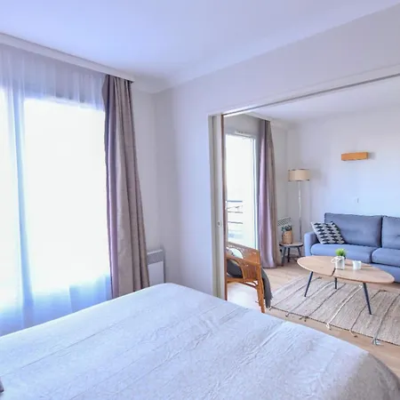 דירה Bright With Balcony At Buttes Chaumont *